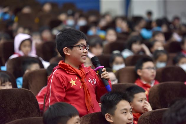 激发学生创新发明意识  营造尊重知识产权氛围——国家知识产权局专利局专利审查协作四川中心进校园活动