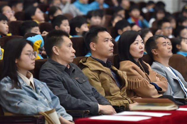 你好，科学！ 你好，棠外！——“你好，科学”科学讲坛青少年系列活动走进棠外 