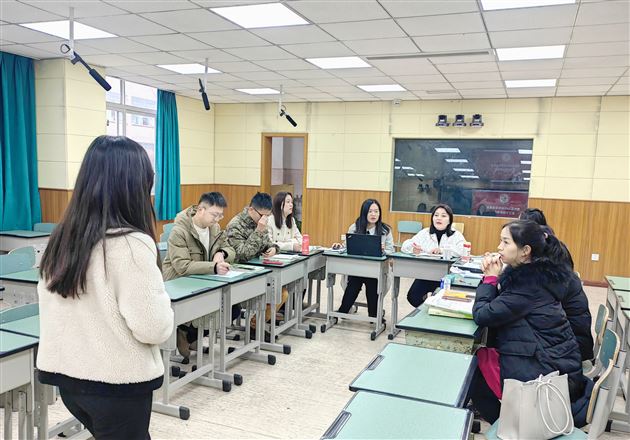 高三英语备课组 集体备课讨论和磨课