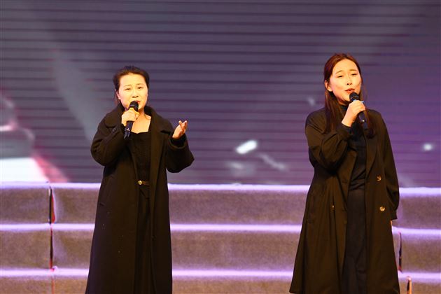 歌声嘹亮余韵悠长 文化经典熠耀光芒——记高2022级迎棠外二十周年华诞合唱比赛