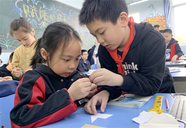 巴中市巴州区教科院领导到棠外考察学习