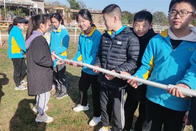 支一顶帐篷 放大一个春天——记棠外附小六年级露营主题实践课程