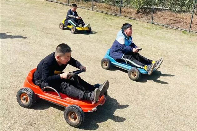 支一顶帐篷 放大一个春天——记棠外附小六年级露营主题实践课程