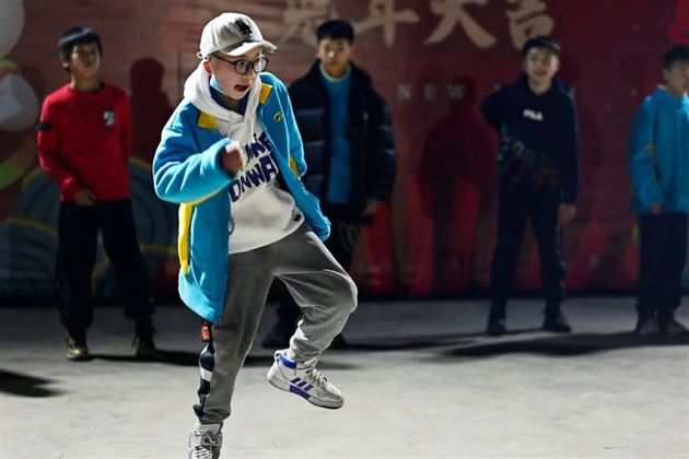 支一顶帐篷 放大一个春天——记棠外附小六年级露营主题实践课程