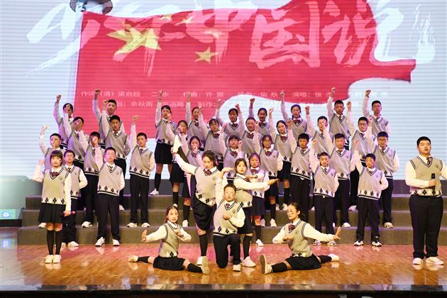 传唱经典 诗词盛宴——棠外初2022级班级合唱比赛 