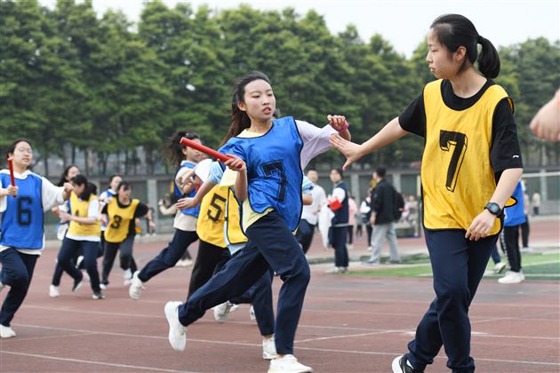 棠外高中第十九届田径运动会隆重举行