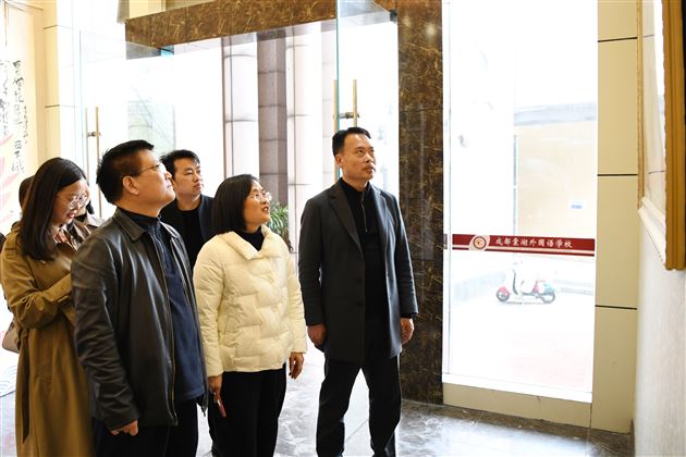 川渝两校话发展 携手并进谋新篇