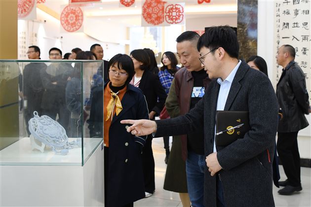 川渝两校话发展 携手并进谋新篇