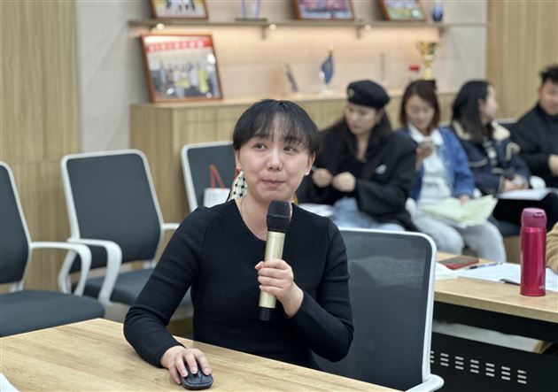 聚焦学习任务群 探索教学新样态——记棠外附小语文专题研讨活动