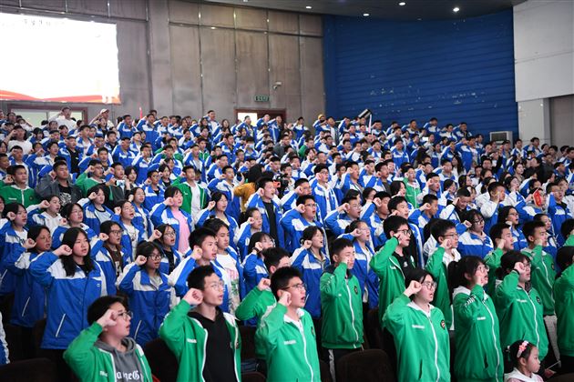 朝乾夕惕 圆梦中考——棠外初2020级举行中考动员暨表彰大会