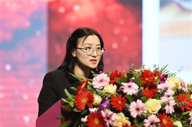 乘势奋楫  跻彼高峰——记棠外高2020级二诊表彰大会