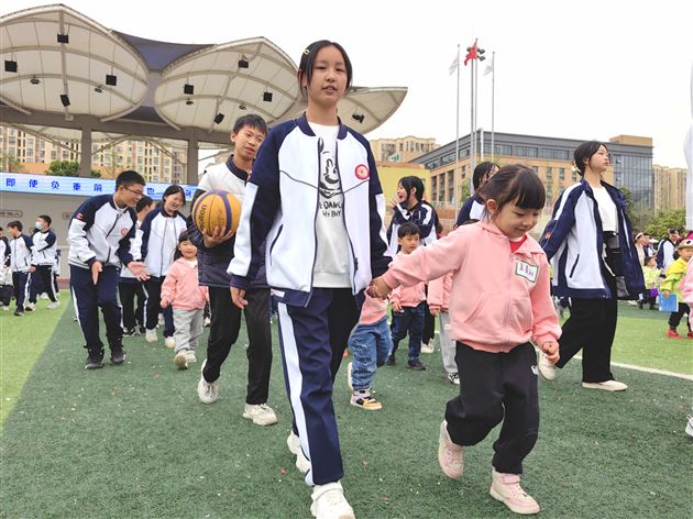 “筝”春色 享春趣——棠湖仁智幼儿园2023年春季小班社会实践活动 