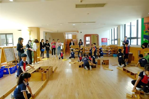 “建”有互动 “构”有深度——棠湖仁智幼儿园承办双流区学前教育教研联组（游戏组）2022-2023学年第四次活动