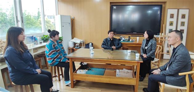 专家引领促发展 非遗特色展风采