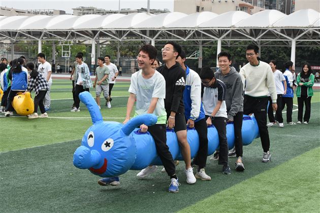 文武之道 一张一弛——棠外初三开展集体项目趣味运动会