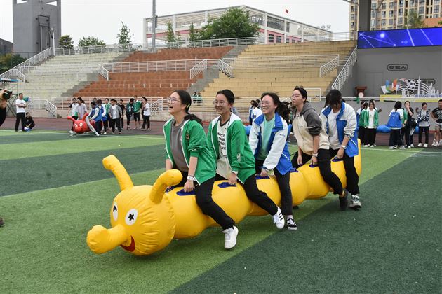 文武之道 一张一弛——棠外初三开展集体项目趣味运动会