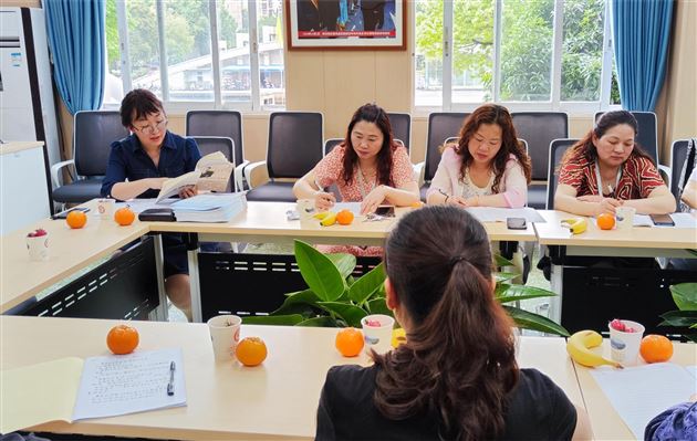 韩宇副主任做分享