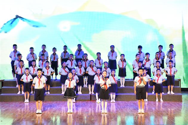 和诗以歌唱响经典 重燃廿载棠外记忆