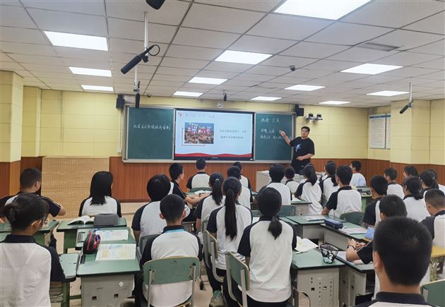 聚焦优质均衡 培育法治观念