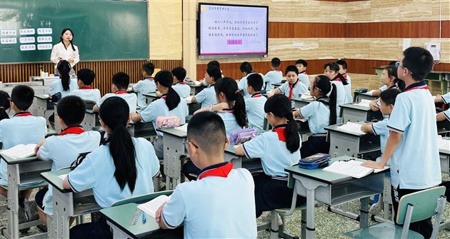 因生动而精彩  因扎实而优秀——棠外附小语文组隆重举行本学期教研活动