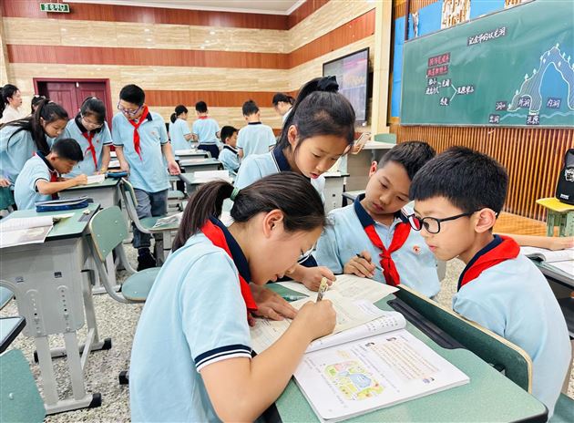 因生动而精彩  因扎实而优秀——棠外附小语文组隆重举行本学期教研活动