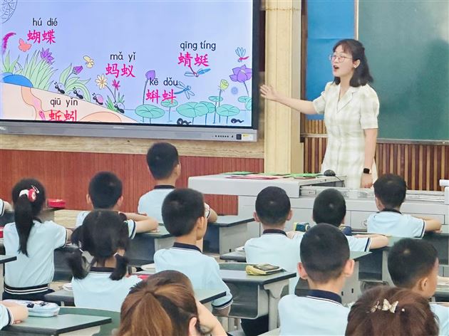 因生动而精彩  因扎实而优秀——棠外附小语文组隆重举行本学期教研活动