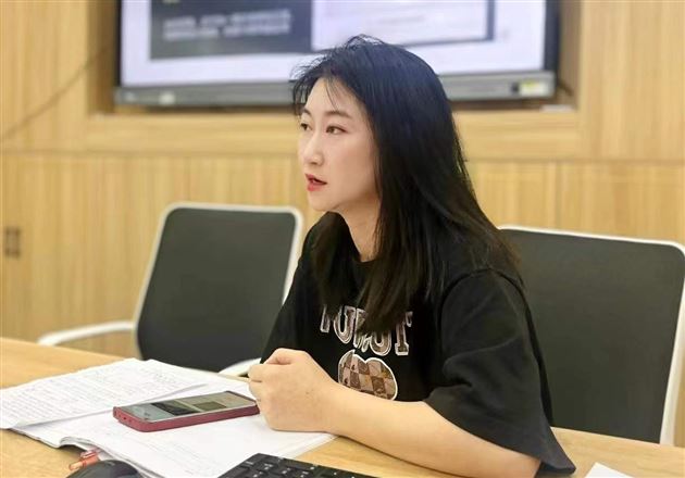 开放共享 携手前行——双流区实验小学外国语学校到我校开展教学交流活动