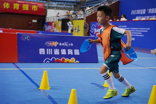 点赞！棠湖仁智幼儿园足球小将荣获多个省级运动奖项