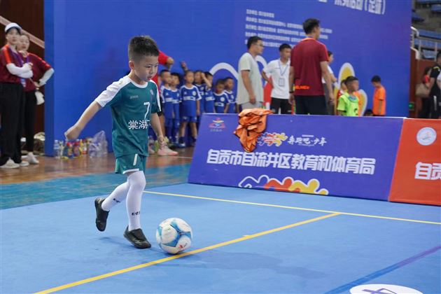 点赞！棠湖仁智幼儿园足球小将荣获多个省级运动奖项