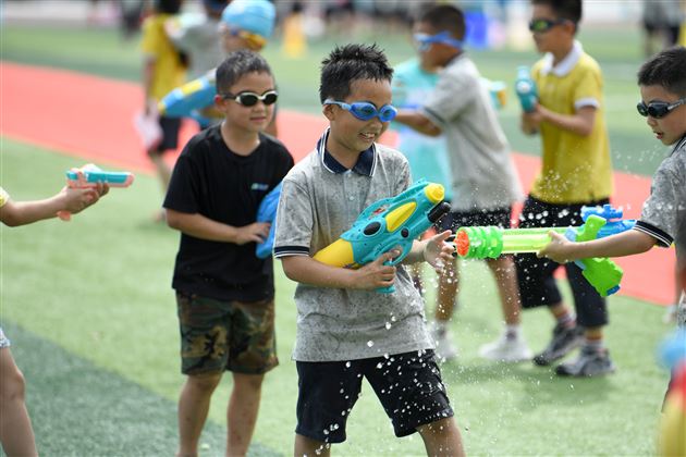 “六一”童心贺校庆，别样欢乐共“童”行