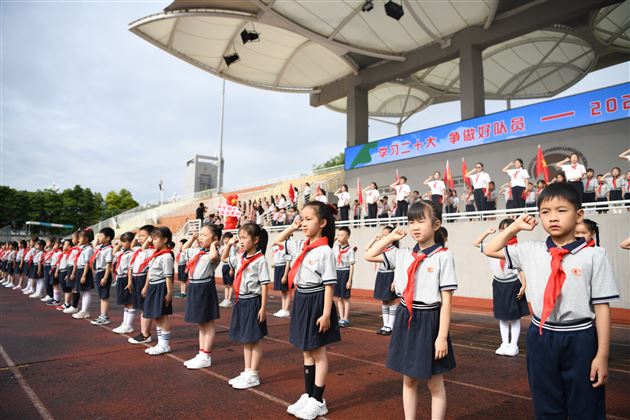 “六一”童心贺校庆，别样欢乐共“童”行 