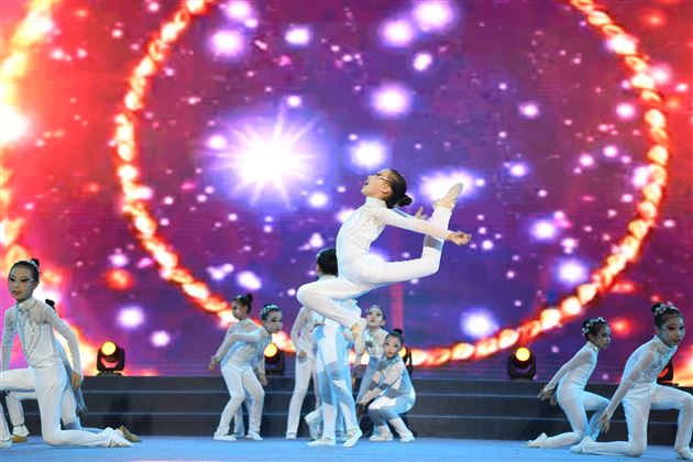 落在生命里的光——棠外附小隆重举行2022--2023学年学生综合素质展示活动