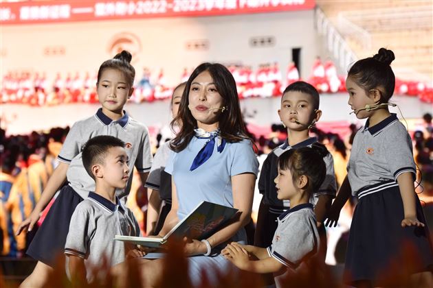 落在生命里的光——棠外附小隆重举行2022--2023学年学生综合素质展示活动