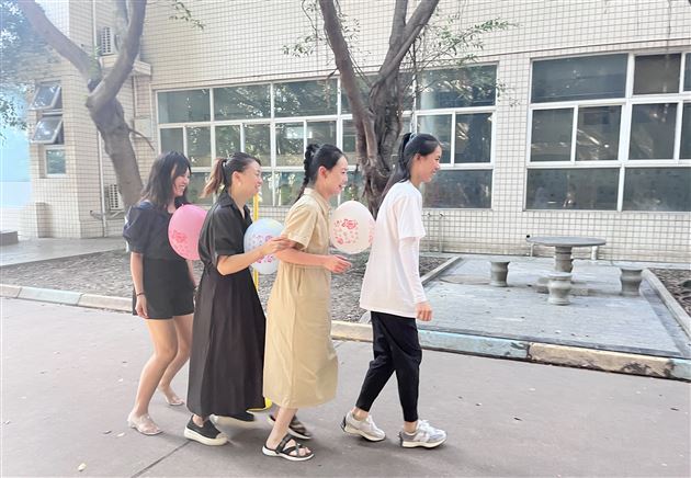 党建引领续廿载辉煌凝心聚力迎青春大运——初中第一、第二党支部联合开展主题党日活动