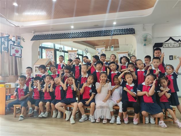 学长来啦——棠湖仁智幼儿园优秀毕业生进课堂