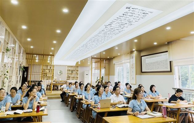 专家引领 砥砺前行