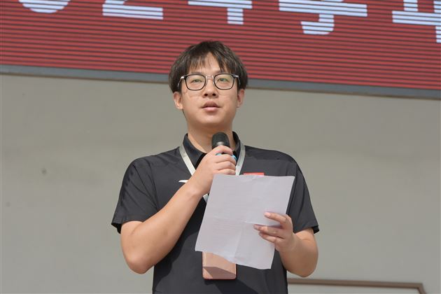 棠外初中举行2023-2024学年度开学典礼