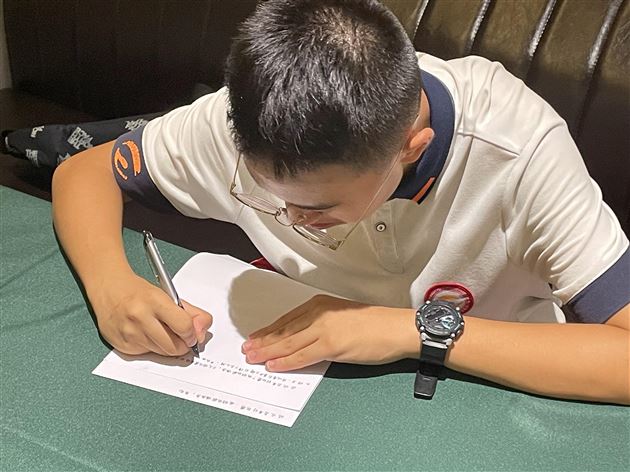 棠外初中学子参加全国青少年科技教育成果展示总决赛喜获一等奖 