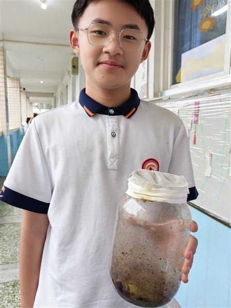 养果蝇、种土豆