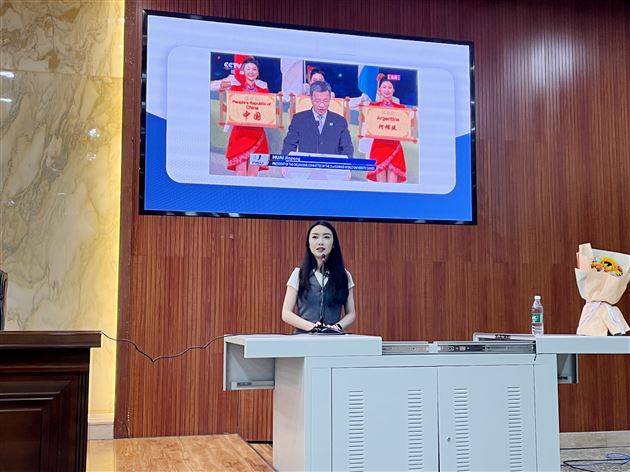 青春一往无前 拼搏无问西东——记高二年级修身励志主题活动