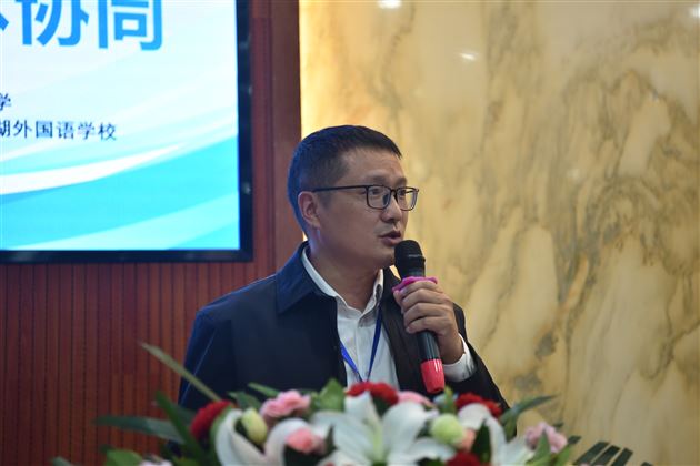 盐亭中学校长张领先