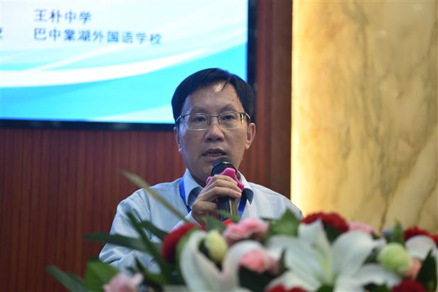 宜宾翠屏棠湖外国语学校校长张晓明