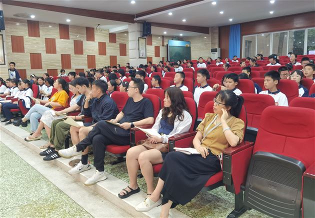 青春争锋闪耀星芒——棠外初2023级学生会干部竞选大会