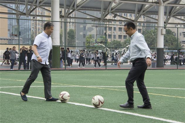 校内外联谊之足球嘉年华活动 