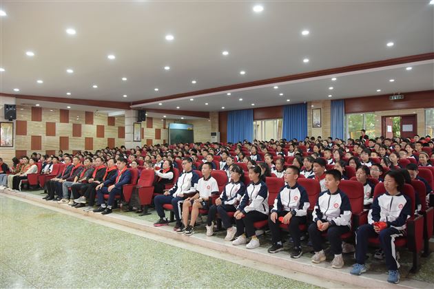 棠外举行初2023级少先队建队仪式