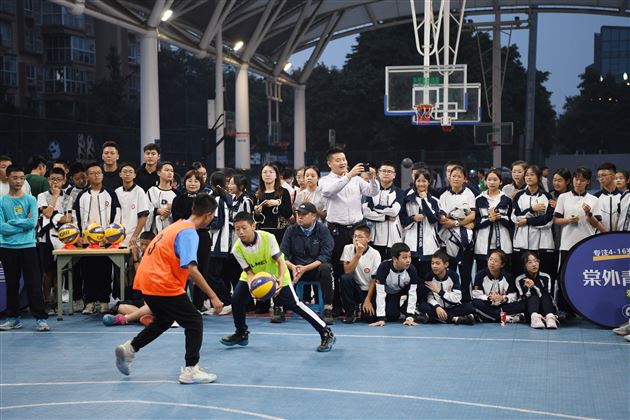 球场绽放激情献礼棠外校庆——棠外初2022级3X3班级篮球联赛圆满收官