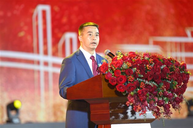 廿载风华弦歌永续——记成都棠湖外国语学校建校二十周年庆典