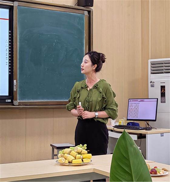 热烈祝贺棠外高中英语组国家级课题顺利结题