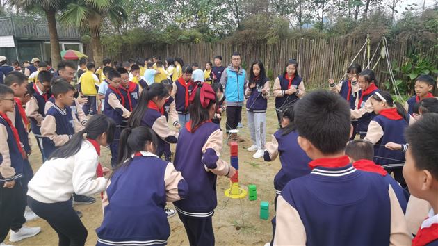 穿越时空的文字触摸古老的技艺——记棠外附小五年级秋季研学活动