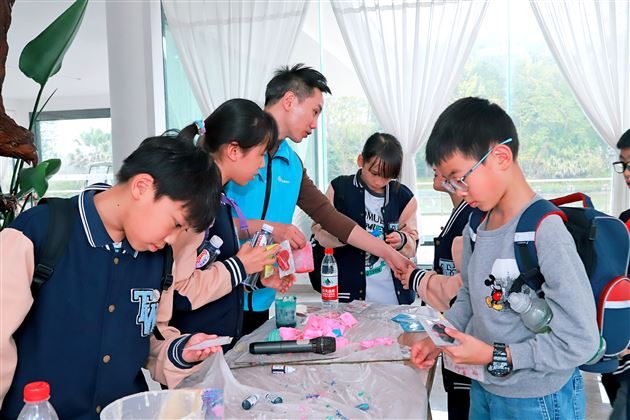 穿越时空的文字触摸古老的技艺——记棠外附小五年级秋季研学活动